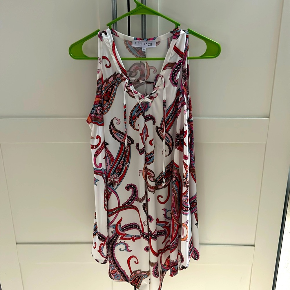 Paisley tank
